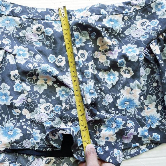 Free People High Waist Floral Flutter Shorts Sz 6 Boho Festival Sexy Black Flowy - Picture 7 of 9
